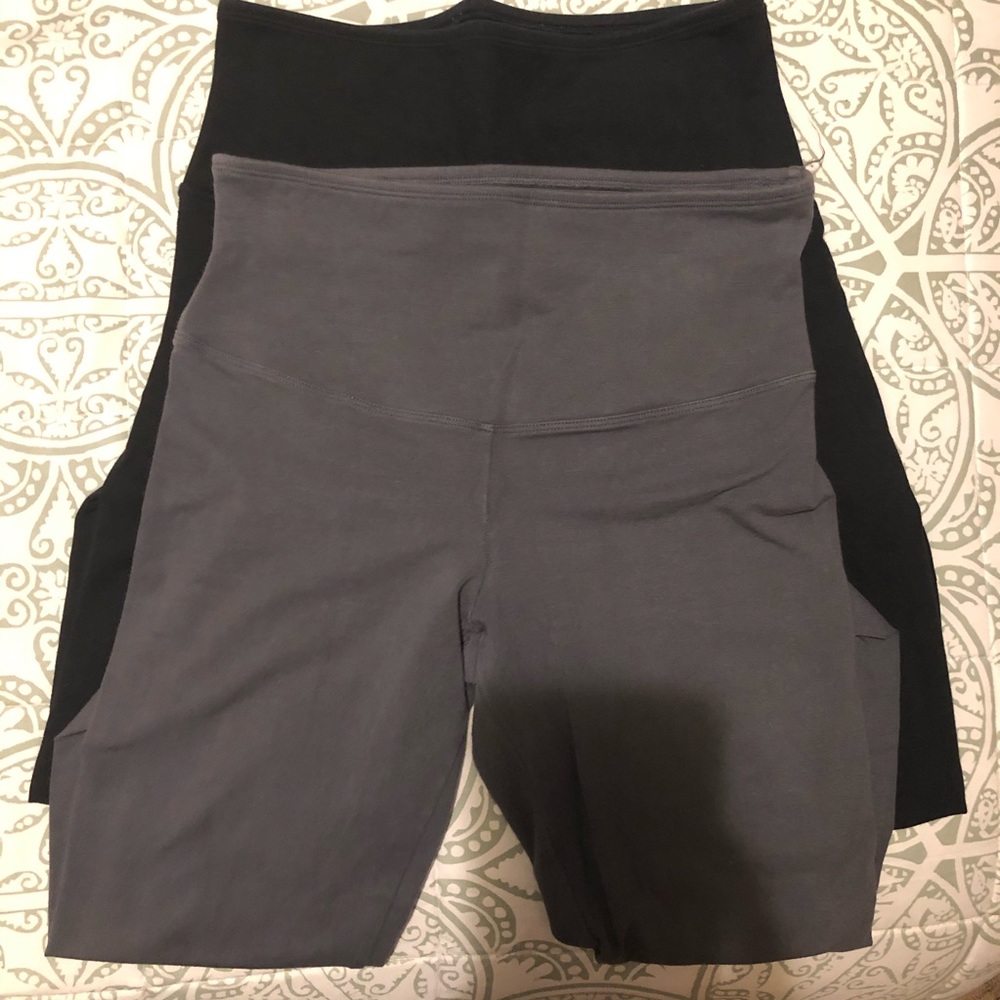 Yummie Grey & Black 2 pairs